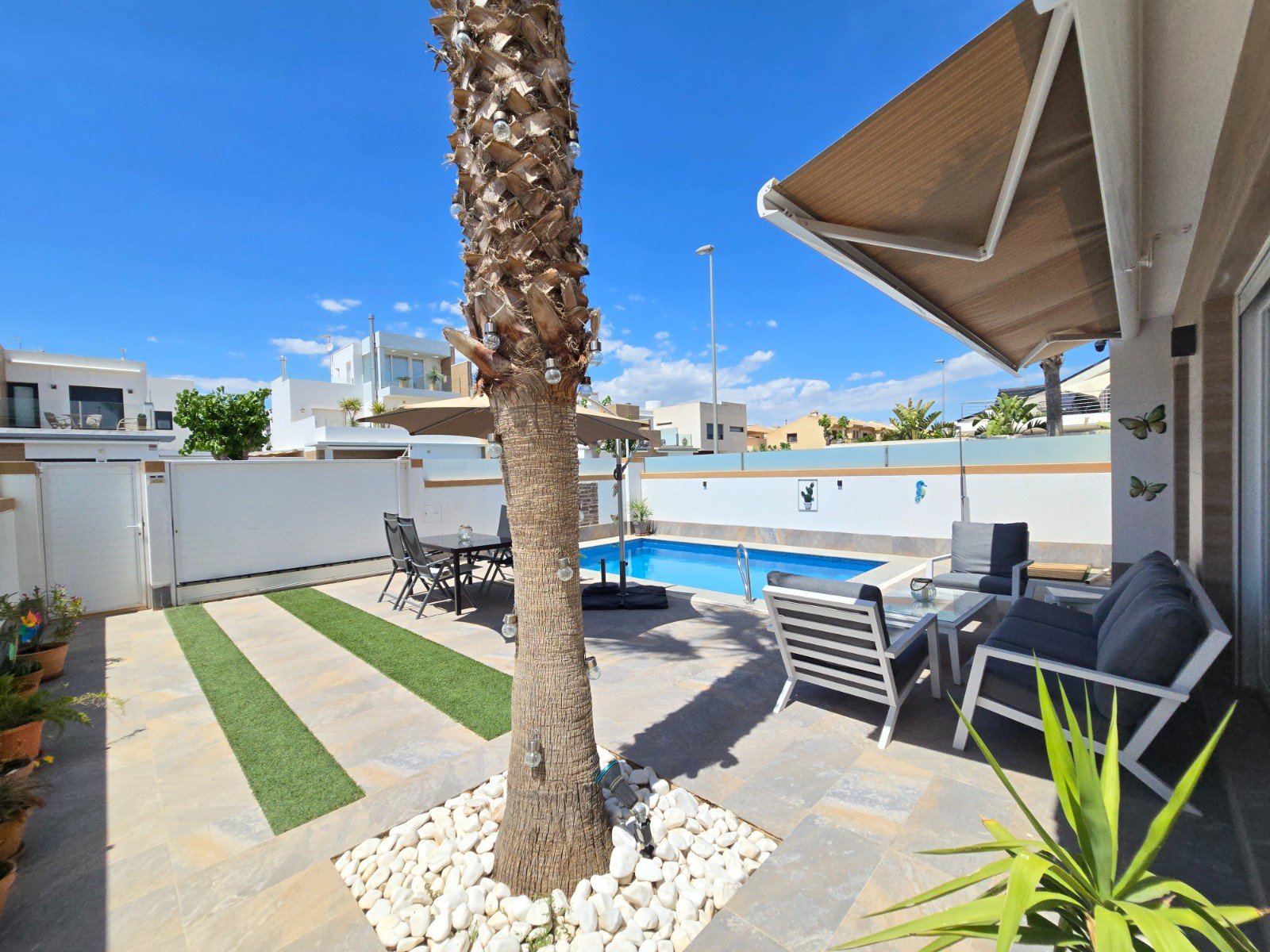 Villa en Alicante, España 3 dormitorios, 111 m2 No. 168161
