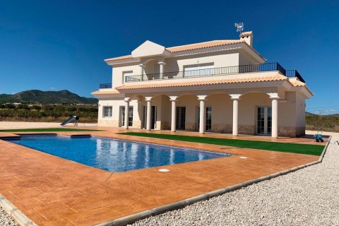Villa zum Verkauf in Pinoso, Alicante, Spanien 4 Schlafzimmer, 165 m2 Nr. 155098 - Foto 1