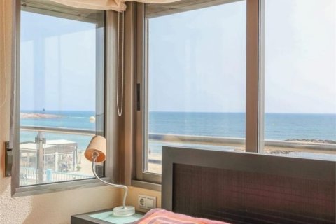 Lägenhet till salu i Torrevieja, Alicante, Spanien 175 kvm. Nr. 181654 - foto 15