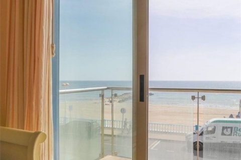 Apartment for sale in Torrevieja, Alicante, Spain 175 sq.m. No. 181654 - photo 12