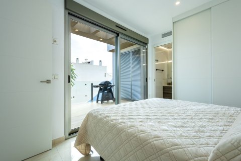 Apartment for sale in Torrevieja, Alicante, Spain 129 sq.m. No. 181650 - photo 20
