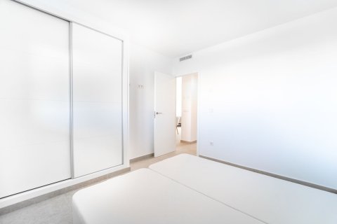 Apartment for sale in La Zenia, Alicante, Spain 73 sq.m. No. 181649 - photo 15