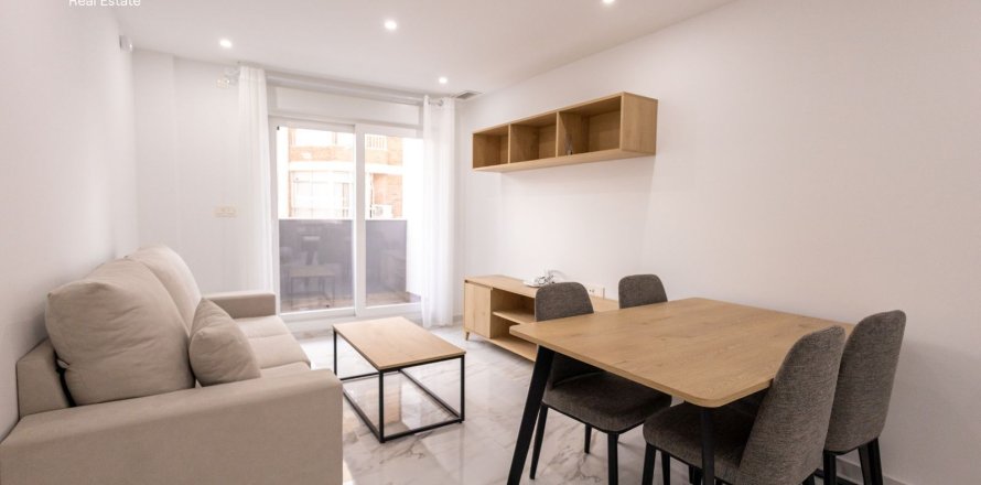 Apartment in Torrevieja, Alicante, Spain 80 sq.m. No. 181652