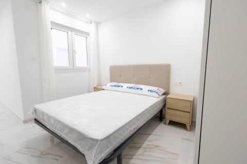 Apartment for sale in Torrevieja, Alicante, Spain 80 sq.m. No. 181652 - photo 9