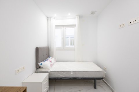 Apartment for sale in Torrevieja, Alicante, Spain 80 sq.m. No. 181652 - photo 13