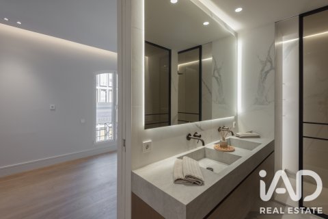 Apartment à vendre à Barcelona, Espagne, 3 chambres, 279 m2 No. 188146 - photo 11