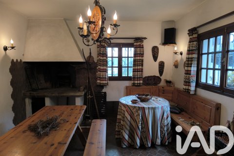 House à vendre à Pontedeume, A Coruna, Espagne, 5 chambres, 507 m2 No. 188142 - photo 13