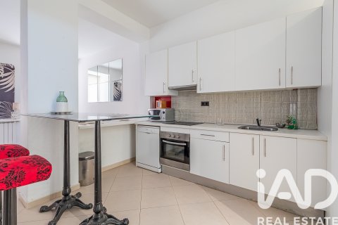 Продажа квартиры в Мадрид, Испания 2 спальни, 91м2 №188080 - фото 8