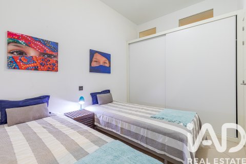 Продажа квартиры в Мадрид, Испания 2 спальни, 91м2 №188080 - фото 23