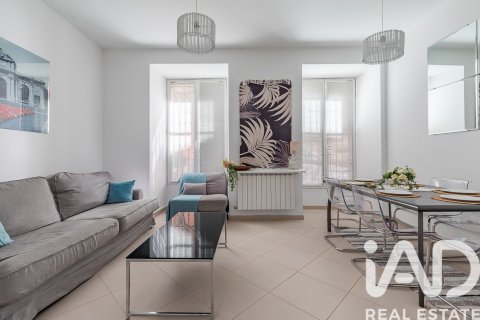 Продажа квартиры в Мадрид, Испания 2 спальни, 91м2 №188080 - фото 2