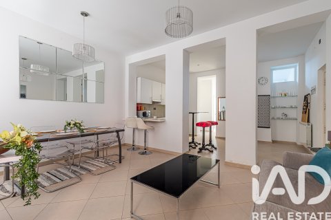Продажа квартиры в Мадрид, Испания 2 спальни, 91м2 №188080 - фото 6