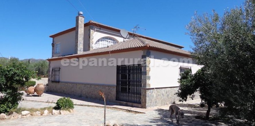 Talo Cela, Almeria, Espanja 4 makuuhuonetta, 416 m2 No. 138864