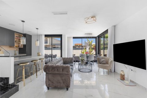 Talo myytävänä Los Montesinos, Alicante, Espanja, 3 makuuhuonetta, 95 m2 No. 138865 - kuva 5