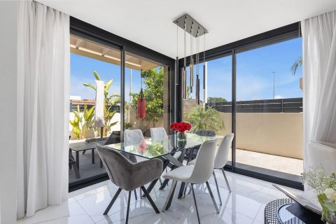 Talo myytävänä Los Montesinos, Alicante, Espanja, 3 makuuhuonetta, 95 m2 No. 138865 - kuva 9