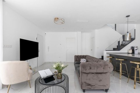 Talo myytävänä Los Montesinos, Alicante, Espanja, 3 makuuhuonetta, 95 m2 No. 138865 - kuva 4