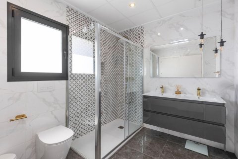 Talo myytävänä Los Montesinos, Alicante, Espanja, 3 makuuhuonetta, 95 m2 No. 138865 - kuva 17
