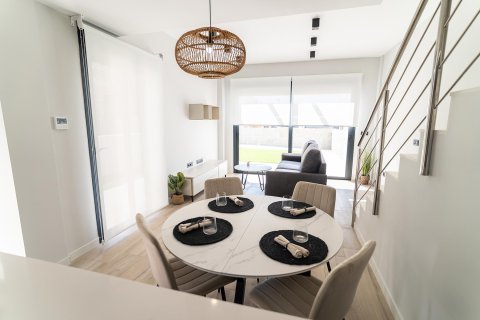 Villa à vendre à Orihuela, Alicante, Espagne, 3 chambres, 87 m2 No. 102111 - photo 3