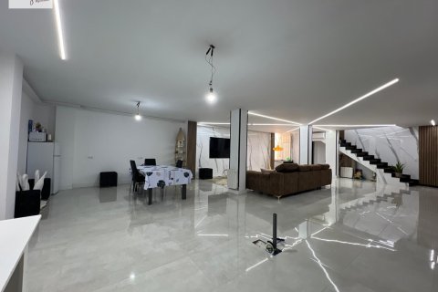 House à vendre à El Puig de Santa Maria, Valencia, Espagne, 3 chambres, 384 m2 No. 177875 - photo 5