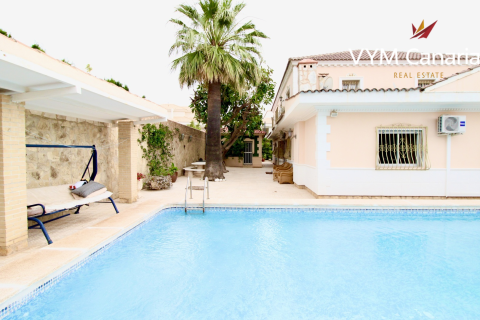 Huvila myytävänä La Nucia, Alicante, Espanja, 7 makuuhuonetta, 450 m2 No. 177869 - kuva 8