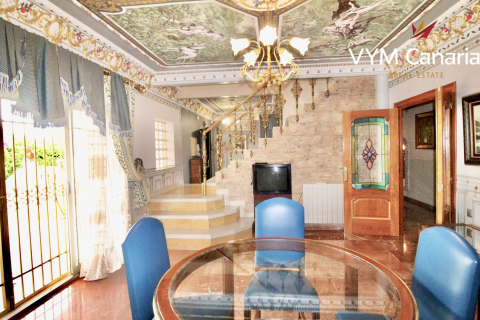Huvila myytävänä La Nucia, Alicante, Espanja, 7 makuuhuonetta, 450 m2 No. 177869 - kuva 25