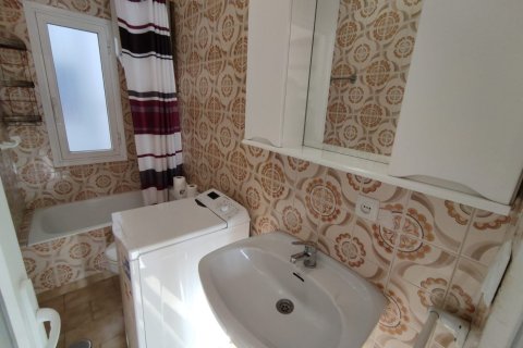 Apartment for sale in Alicante, Spain 2 bedrooms, 48 sq.m. No. 177870 - photo 16
