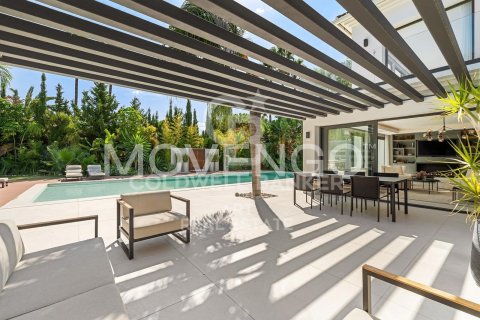 Villa zum Verkauf in Marbella, Malaga, Spanien 3 Schlafzimmer, 341 m2 Nr. 157383 - Foto 8