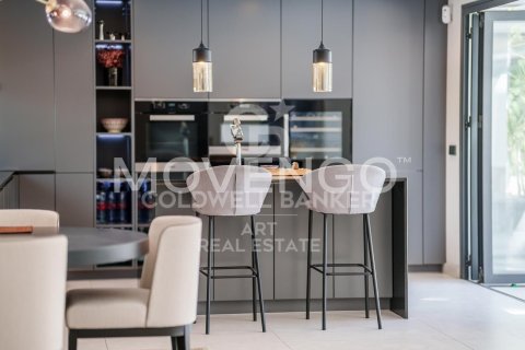 Villa zum Verkauf in Marbella, Malaga, Spanien 3 Schlafzimmer, 341 m2 Nr. 157383 - Foto 1