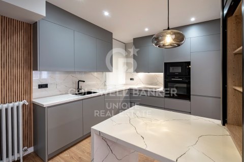 Apartamento en venta en Madrid, España 2 dormitorios, 125 m2 No. 157381 - foto 14