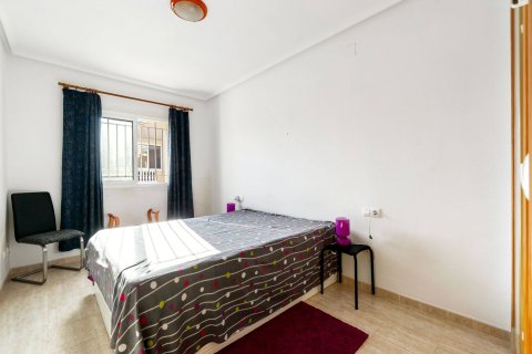 Radhus till salu i Playa Flamenca II, Alicante, Spanien 2 sovrum, 104 kvm. Nr. 155933 - foto 22