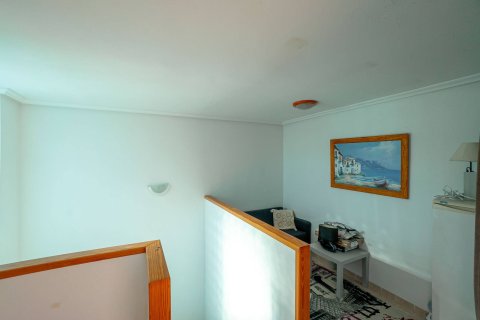 Radhus till salu i Playa Flamenca II, Alicante, Spanien 2 sovrum, 104 kvm. Nr. 155933 - foto 27