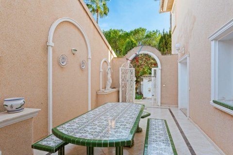 Villa à vendre à Rojales, Alicante, Espagne, 5 chambres, 344 m2 No. 155901 - photo 14