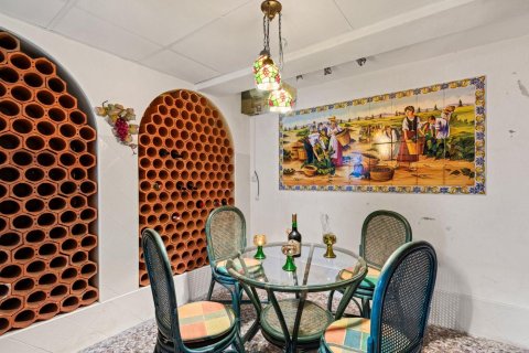 Villa à vendre à Rojales, Alicante, Espagne, 5 chambres, 344 m2 No. 155901 - photo 10