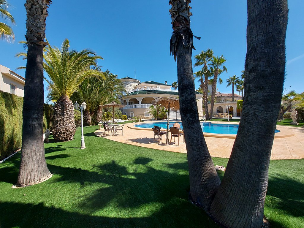 Villa i Ciudad Quesada, Alicante, Spanien 7 sovrum, 650 kvm. Nr. 80838