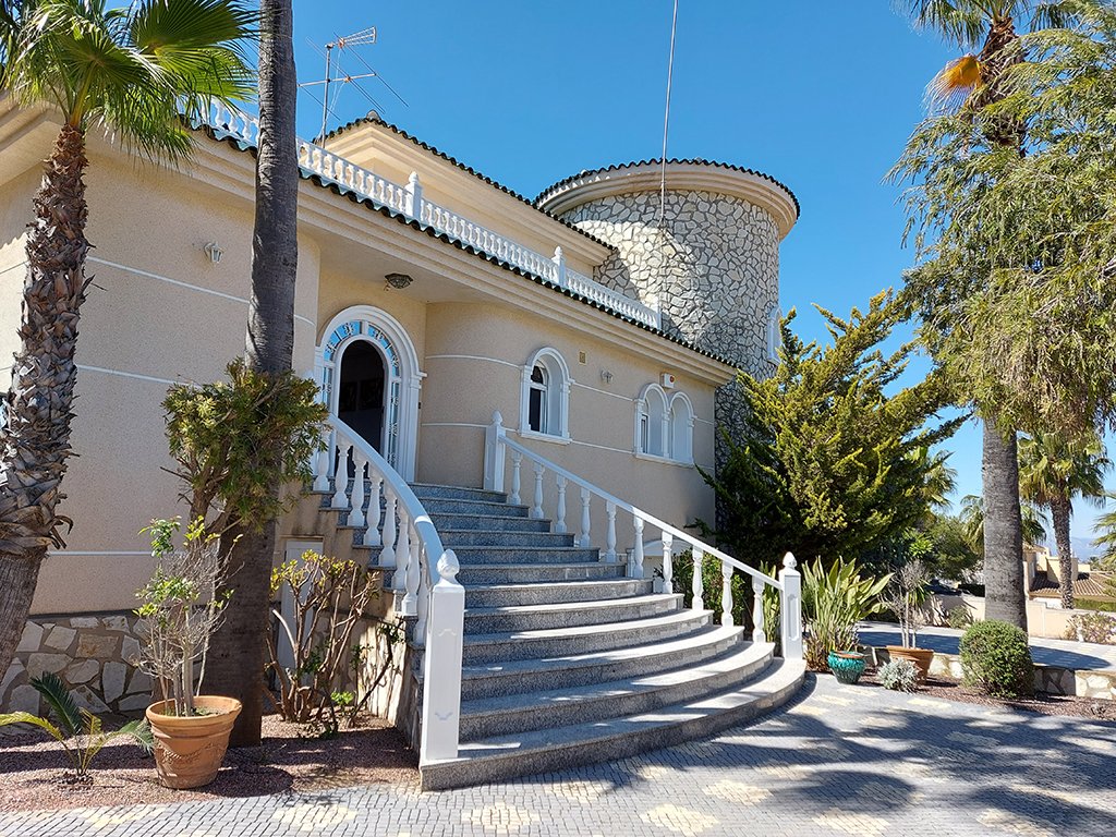 Villa i Ciudad Quesada, Alicante, Spanien 7 sovrum, 650 kvm. Nr. 80838