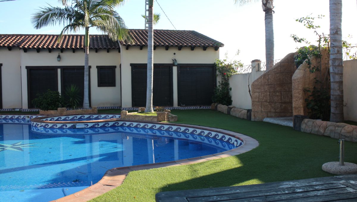 Villa à Catral, Alicante, Espagne 7 chambres, 750 m2 No. 80975