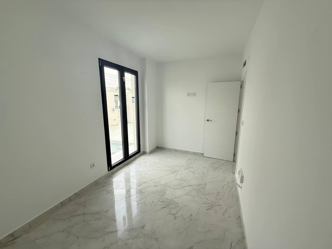 House in Urbanizacion Las Filipinas, Alicante, Spain 3 bedrooms, 98 sq.m. No. 184204