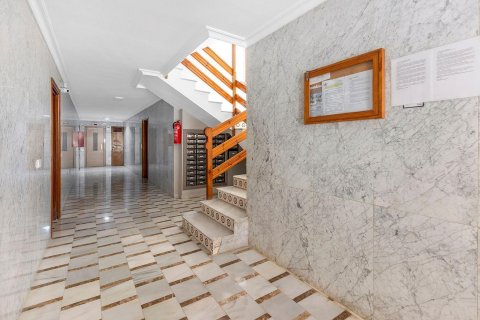 Apartment for sale in Torrevieja, Alicante, Spain 3 bedrooms, 114 sq.m. No. 184203 - photo 3