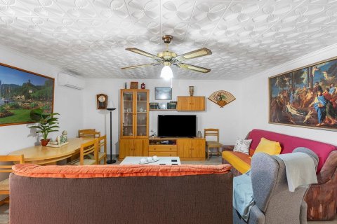 Apartment for sale in Torrevieja, Alicante, Spain 3 bedrooms, 114 sq.m. No. 184203 - photo 7