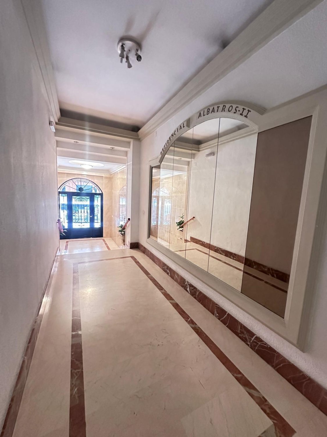 Appartamento a Torrevieja, Alicante, Spagna 2 camere da letto, 73 mq. N° 184199