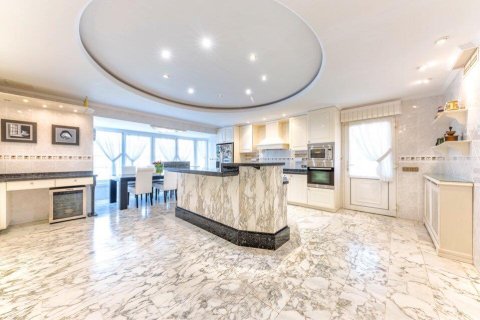 Villa zum Verkauf in Alicante, Spanien 7 Schlafzimmer, 1126 m2 Nr. 146101 - Foto 13