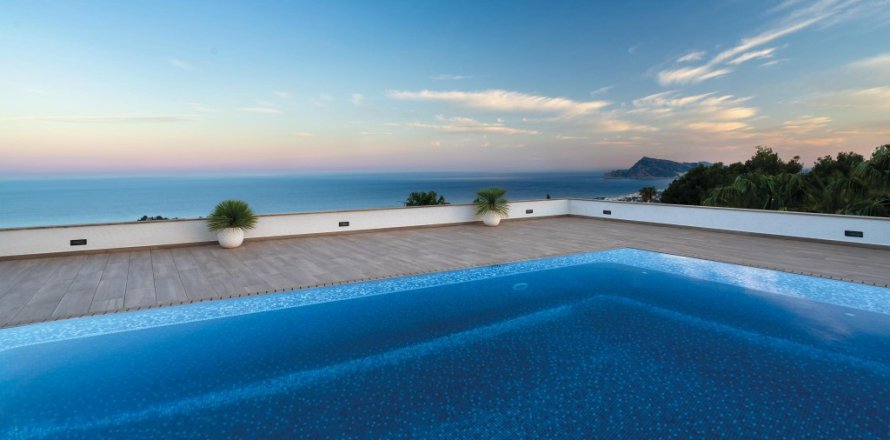 Villa a Altea, Alicante, Spagna 7 camere da letto, 1677 mq. N° 146102