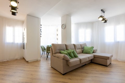 Apartment for sale in Torrevieja, Alicante, Spain 2 bedrooms, 77 sq.m. No. 146100 - photo 12