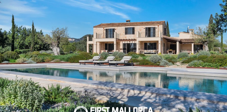 Villa in Bunyola, Mallorca, Spain 5 bedrooms, 381 sq.m. No. 166212