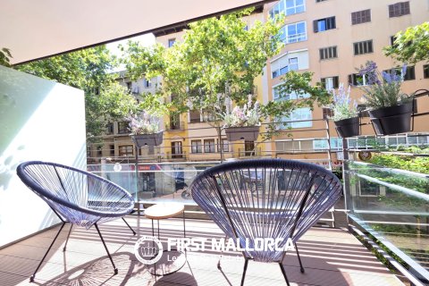Apartment in Palma de Majorca, Mallorca, Spain 2 bedrooms, 91 sq.m. No. 166213