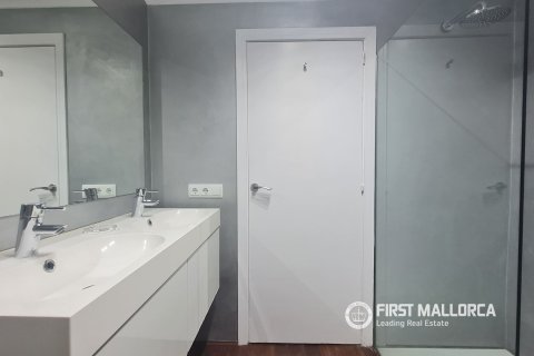 Apartment for rent in Palma de Majorca, Mallorca, Spain 3 bedrooms, 135 sq.m. No. 166209 - photo 20