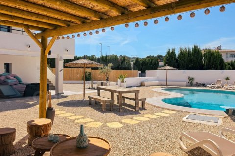 Villa à vendre à Javea, Alicante, Espagne, 6 chambres, 290 m2 No. 178507 - photo 11
