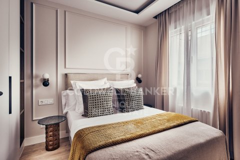 Apartment à vendre à Madrid, Espagne, 2 chambres, 90 m2 No. 178504 - photo 13