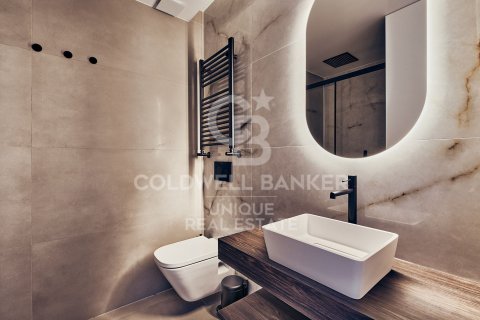 Apartment à vendre à Madrid, Espagne, 2 chambres, 90 m2 No. 178504 - photo 19