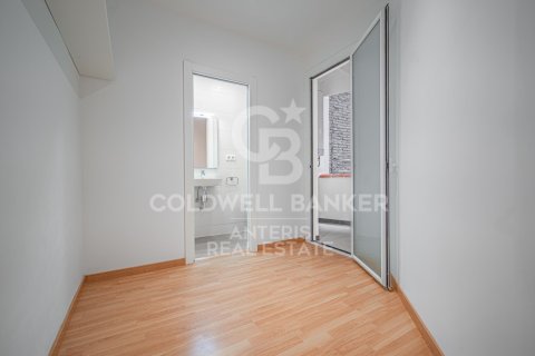 Apartment à vendre à Barcelona, Espagne, 4 chambres, 127 m2 No. 178502 - photo 24