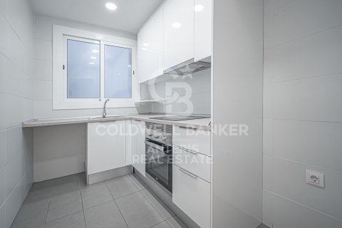 Apartment à vendre à Barcelona, Espagne, 4 chambres, 127 m2 No. 178502 - photo 6